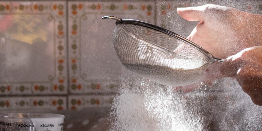 Walls. Photo by Sonia Nadales on Unsplash